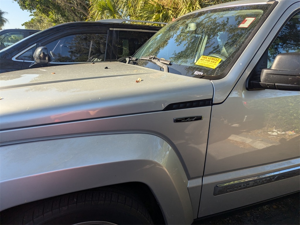 2012 Jeep Liberty Limited Jet Edition 13