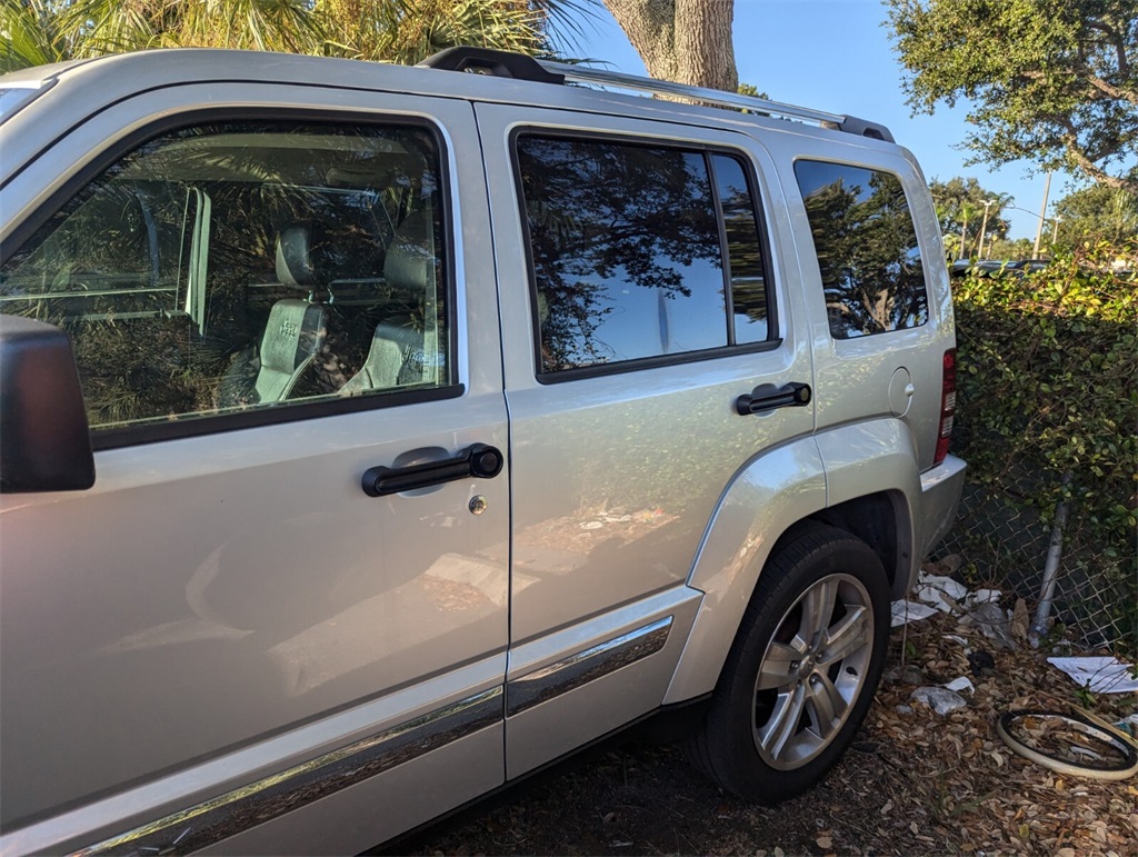 2012 Jeep Liberty Limited Jet Edition 18