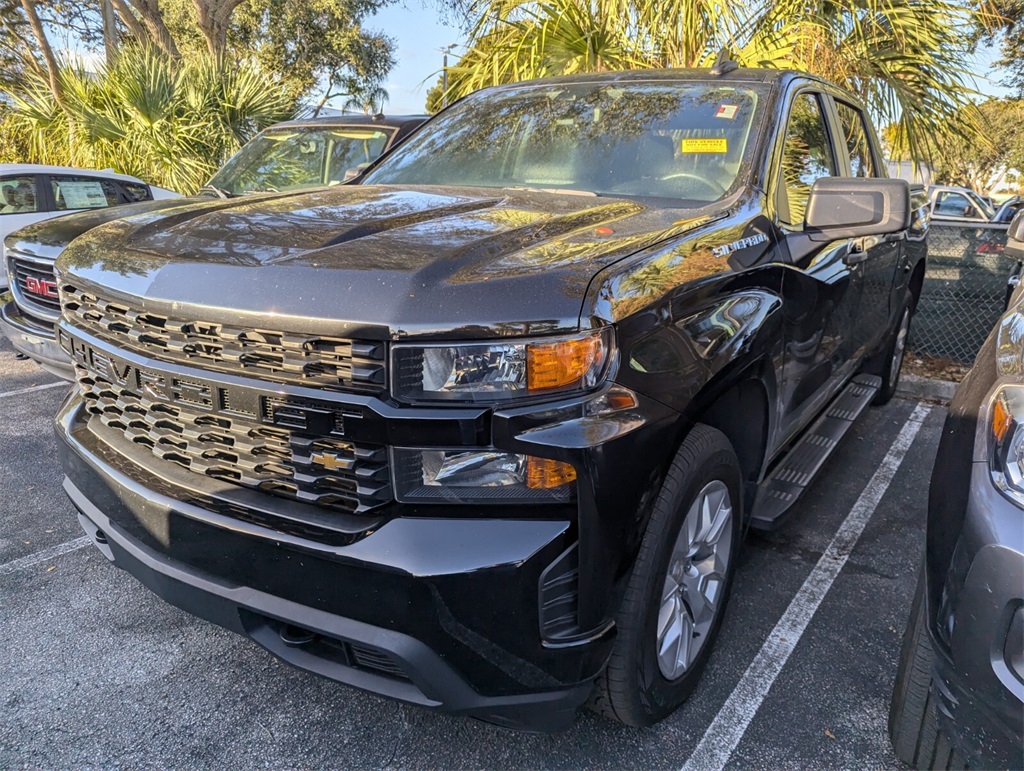 2022 Chevrolet Silverado 1500 LTD Custom 3