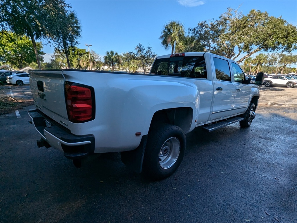 2015 GMC Sierra 3500HD Denali 6