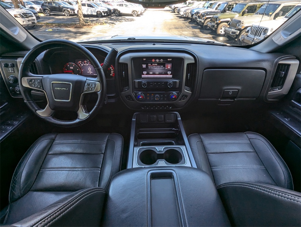 2015 GMC Sierra 3500HD Denali 16