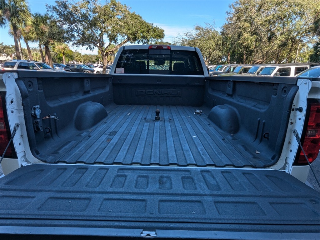 2015 GMC Sierra 3500HD Denali 27