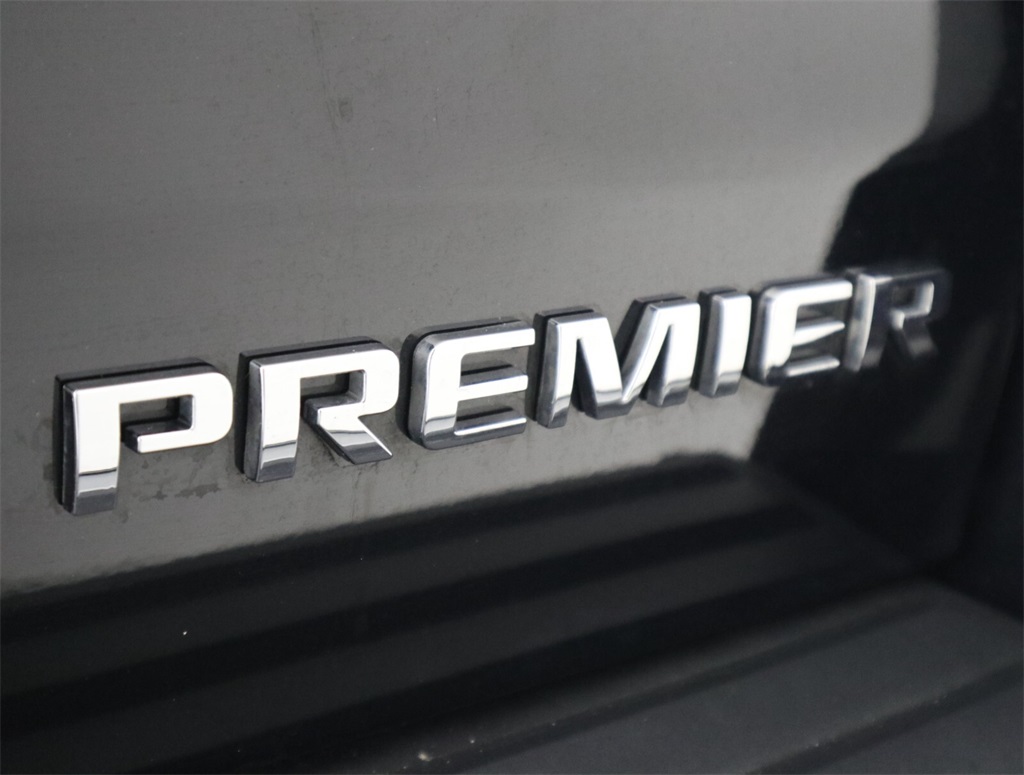 2019 Chevrolet Suburban Premier 26