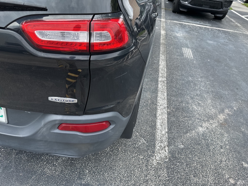 2018 Jeep Cherokee Latitude Plus 7