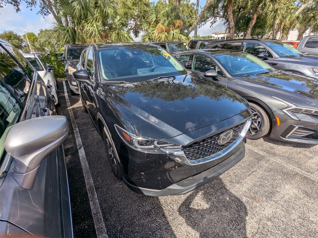 2022 Mazda CX-5 2.5 S Preferred Package 2