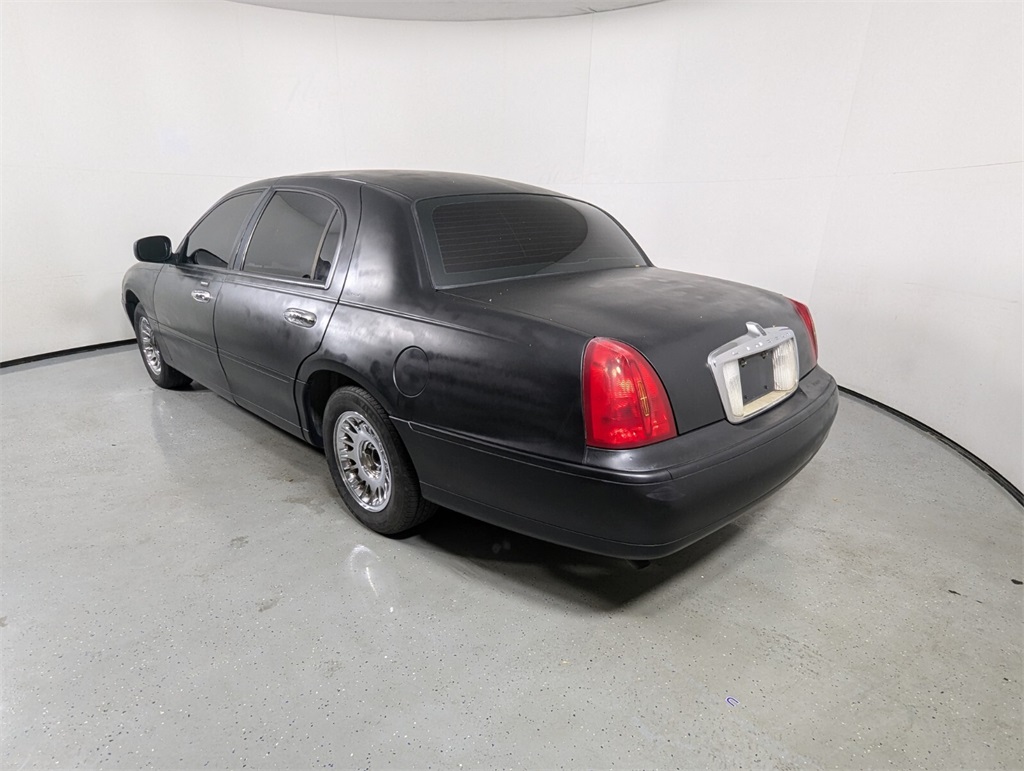 2001 Lincoln Town Car Cartier 5