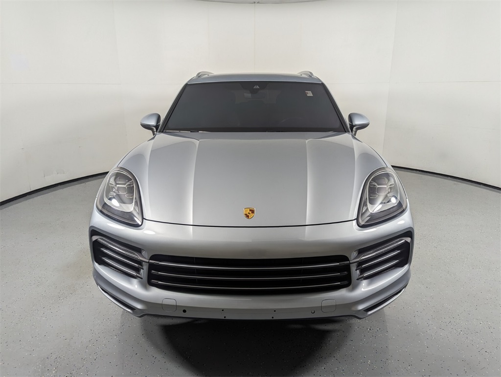 2022 Porsche Cayenne Base 2