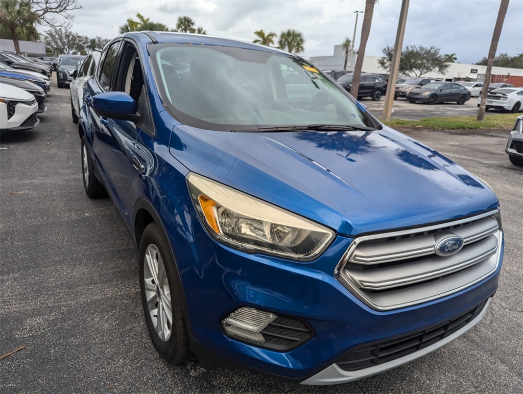 2017 Ford Escape SE 13