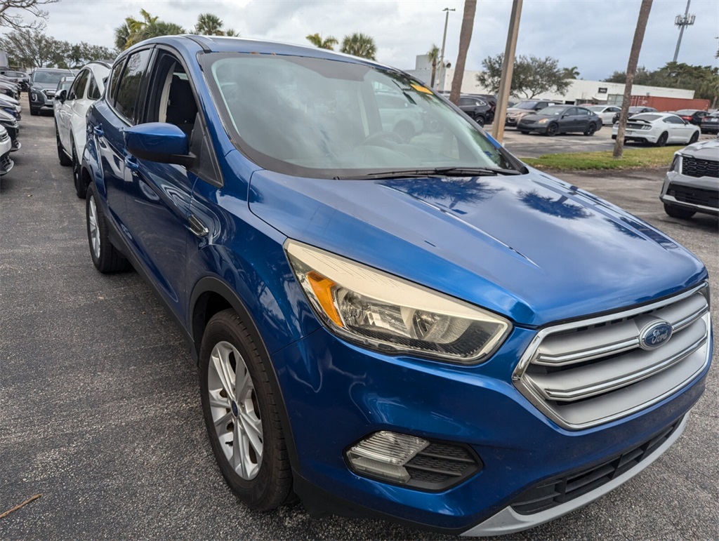 2017 Ford Escape SE 14