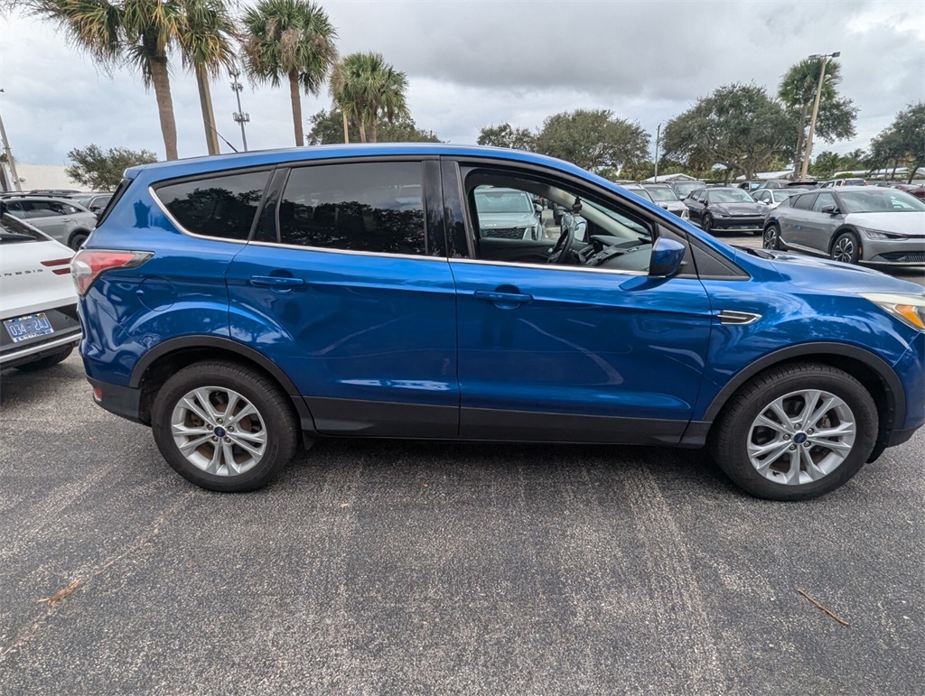 2017 Ford Escape SE 20