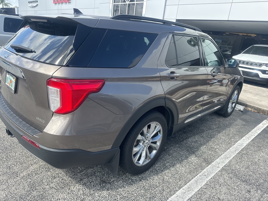 2021 Ford Explorer XLT 4