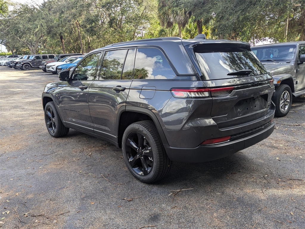 2024 Jeep Grand Cherokee Limited 5