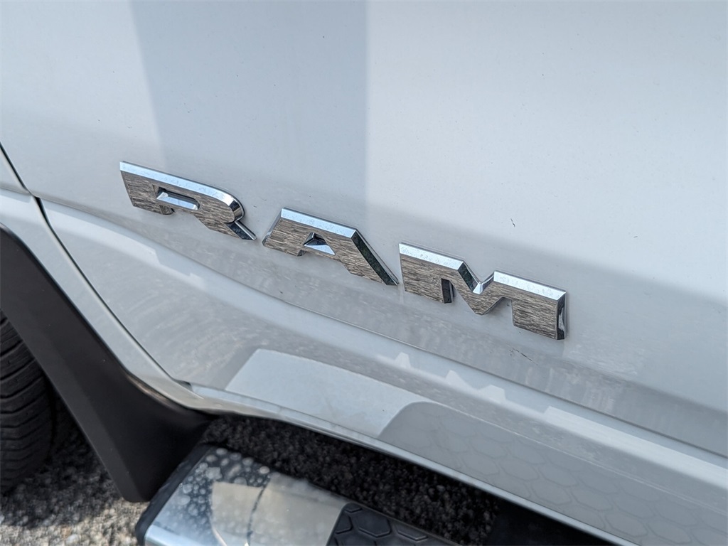 2023 Ram 1500 Laramie 25