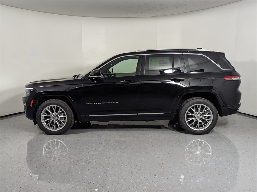 2023 Jeep Grand Cherokee Summit Reserve 4xe 3