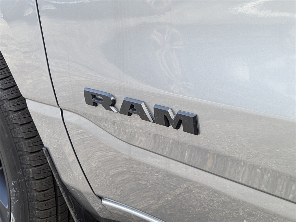 2023 Ram 1500 Big Horn/Lone Star 27