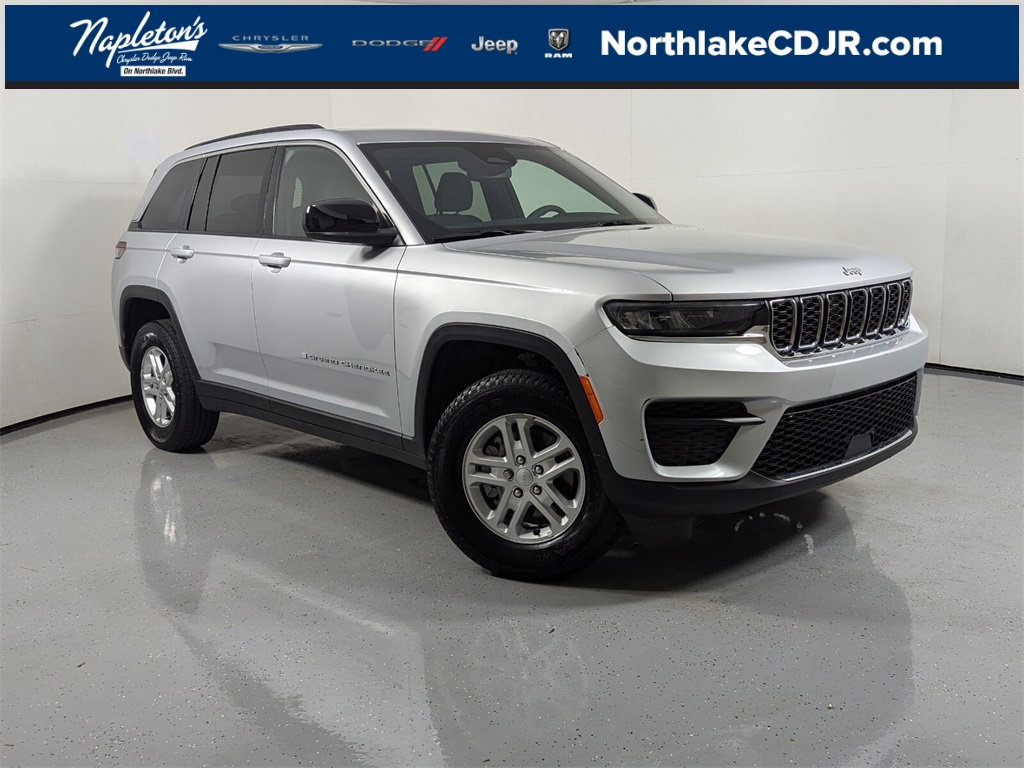 2024 Jeep Grand Cherokee Laredo 1