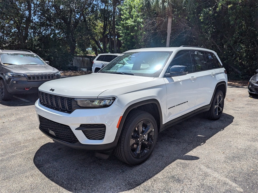 2024 Jeep Grand Cherokee Altitude X 3