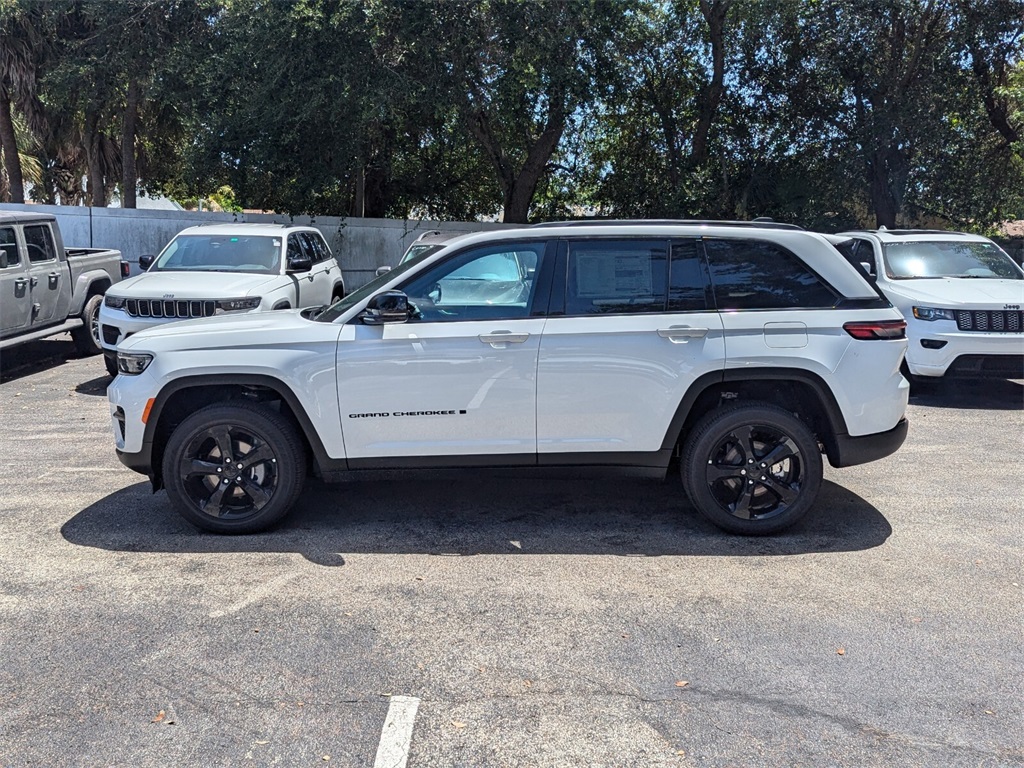 2024 Jeep Grand Cherokee Altitude X 4