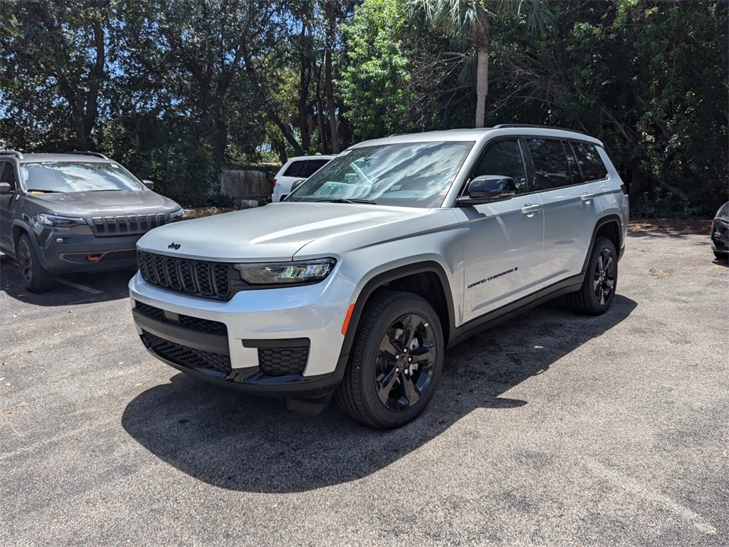 2024 Jeep Grand Cherokee L Altitude 3