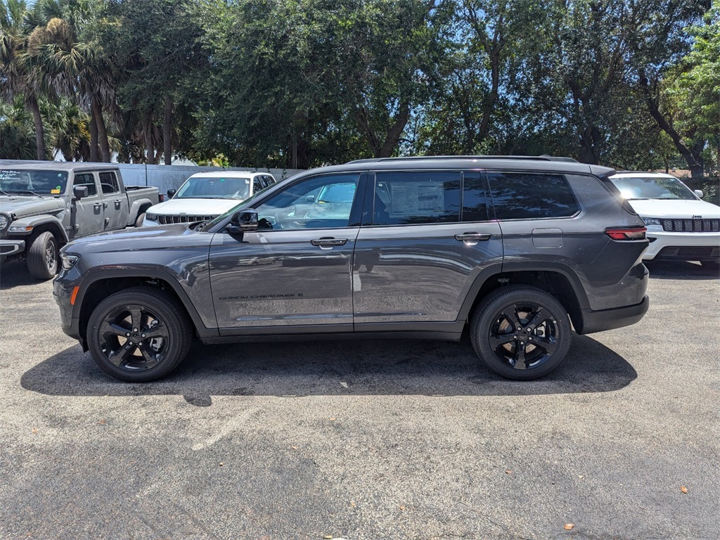 2024 Jeep Grand Cherokee L Altitude 3