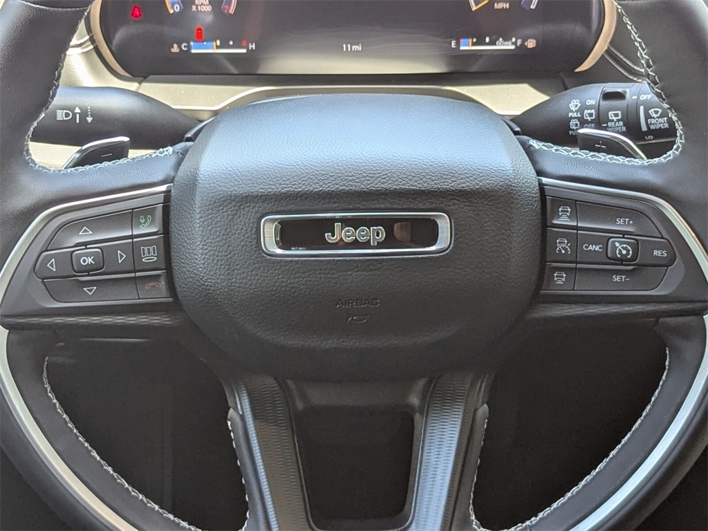 2024 Jeep Grand Cherokee L Altitude 13