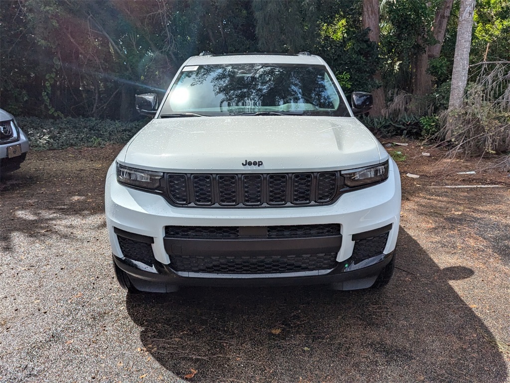 2024 Jeep Grand Cherokee L Altitude X 2