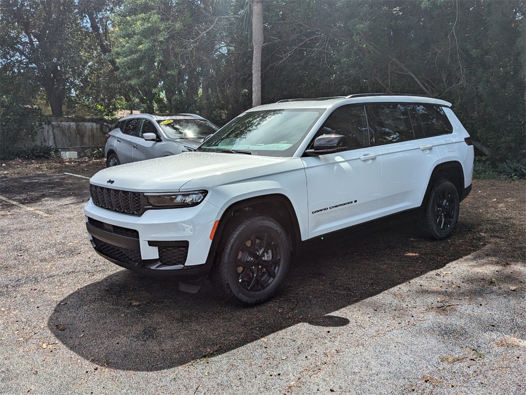 2024 Jeep Grand Cherokee L Altitude X 3