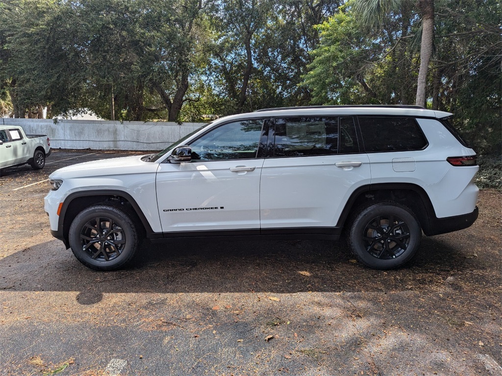 2024 Jeep Grand Cherokee L Altitude X 4