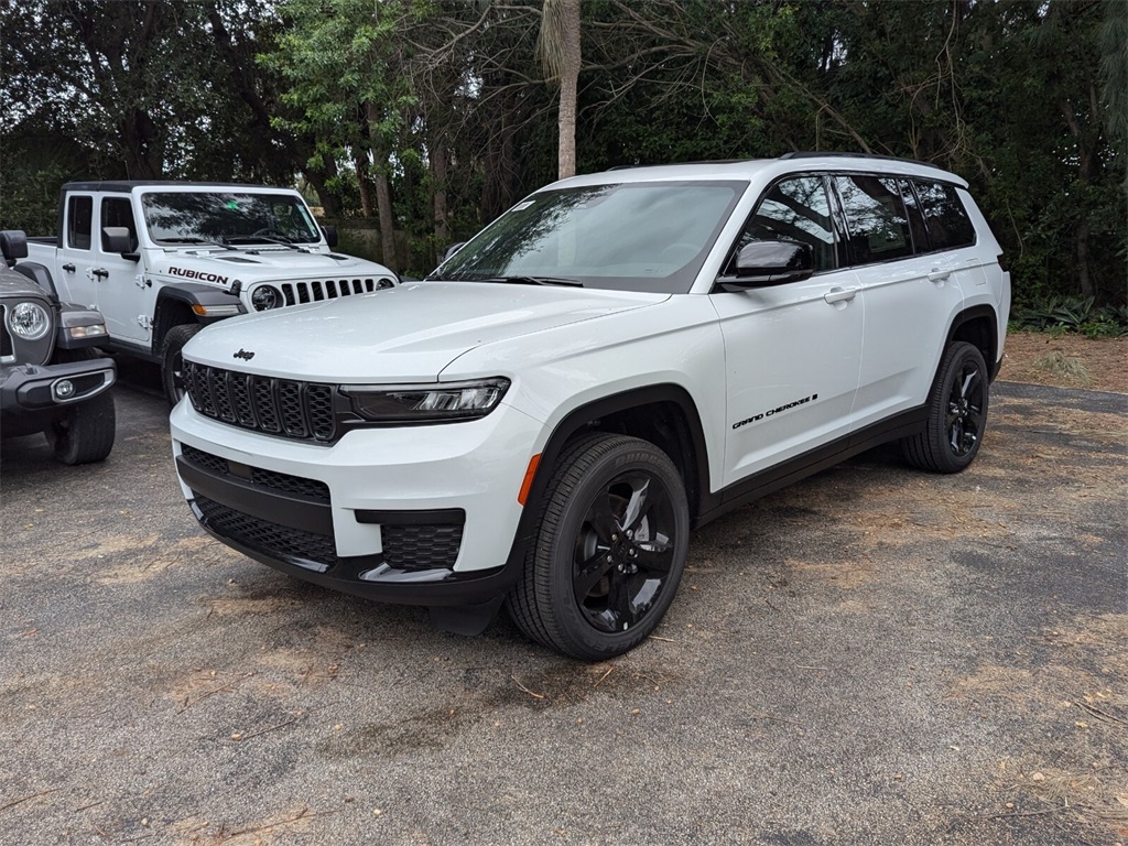 2024 Jeep Grand Cherokee L Altitude X 3