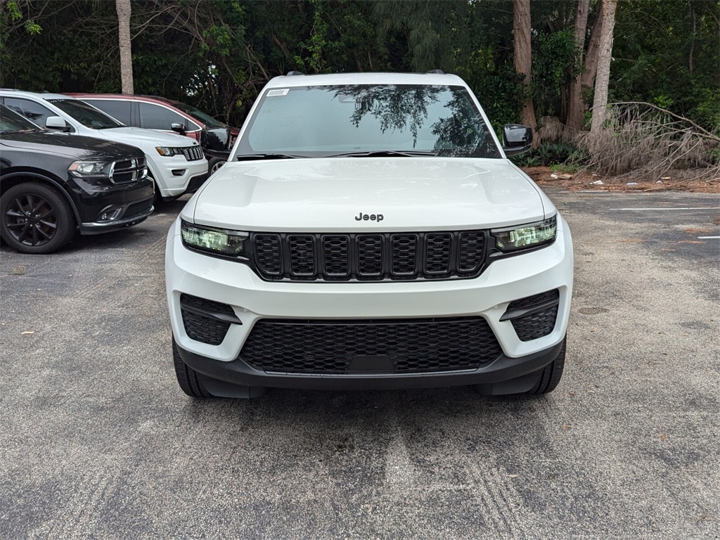 2024 Jeep Grand Cherokee Altitude X 2