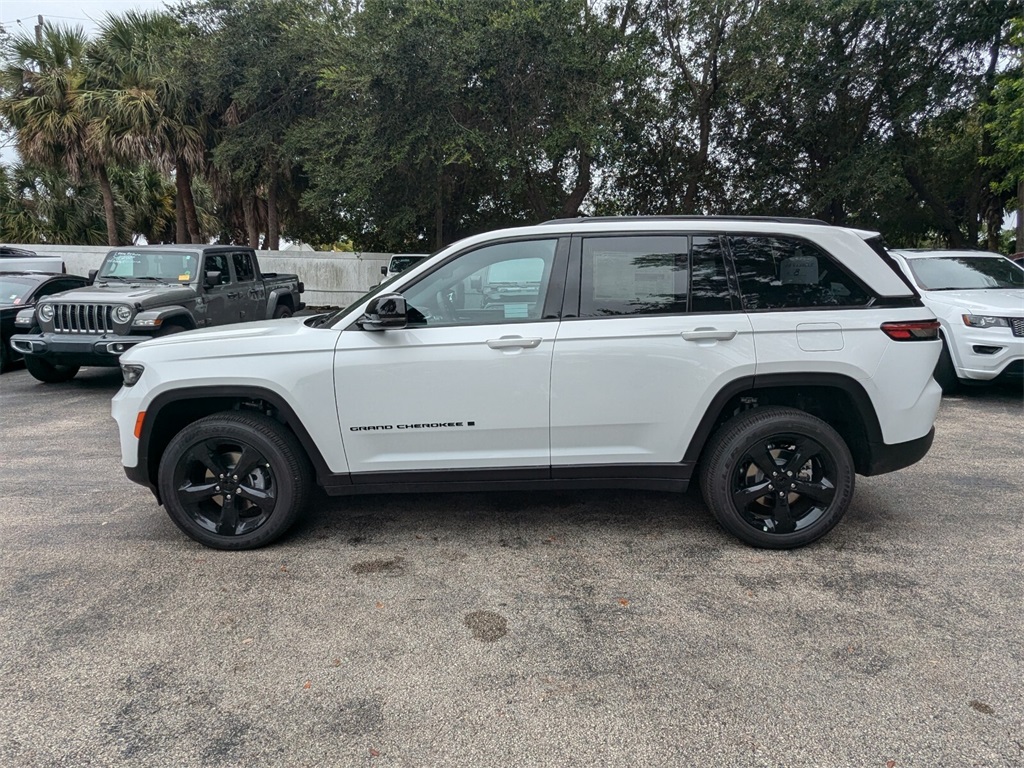 2024 Jeep Grand Cherokee Altitude X 4