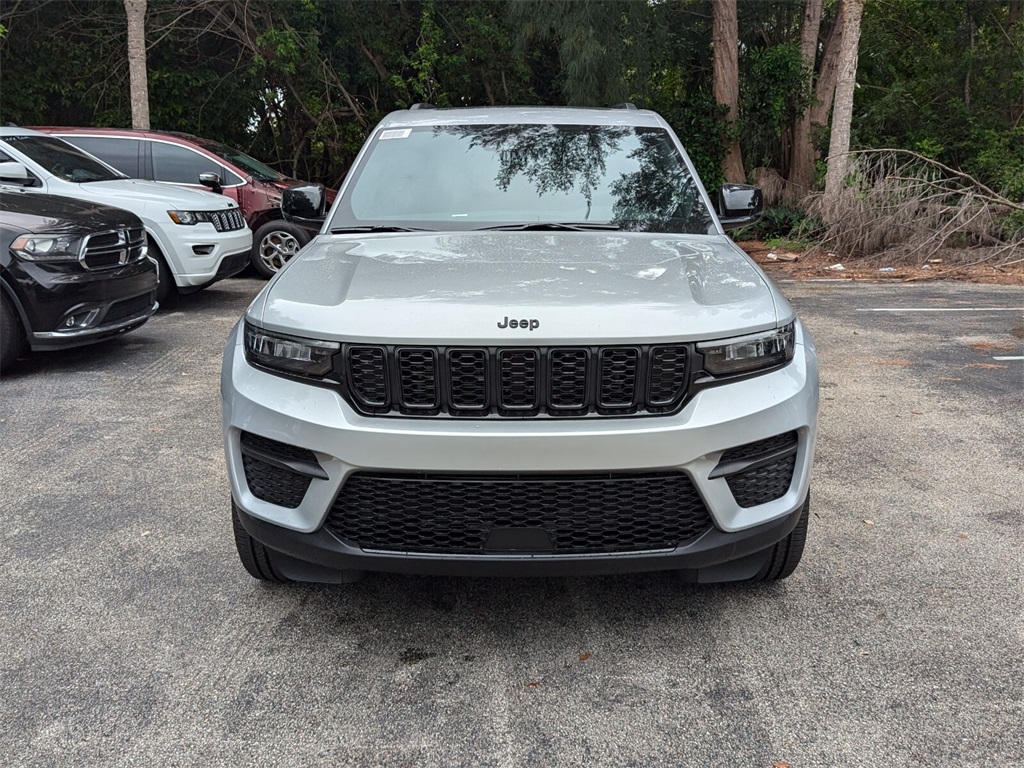 2024 Jeep Grand Cherokee Altitude X 2