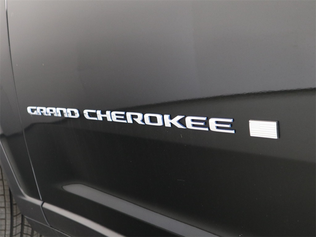 2024 Jeep Grand Cherokee Base 4xe 23
