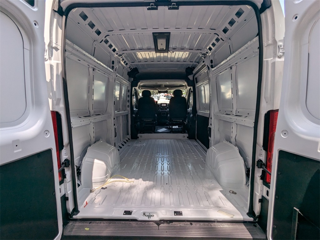 2024 Ram ProMaster 2500 High Roof 27