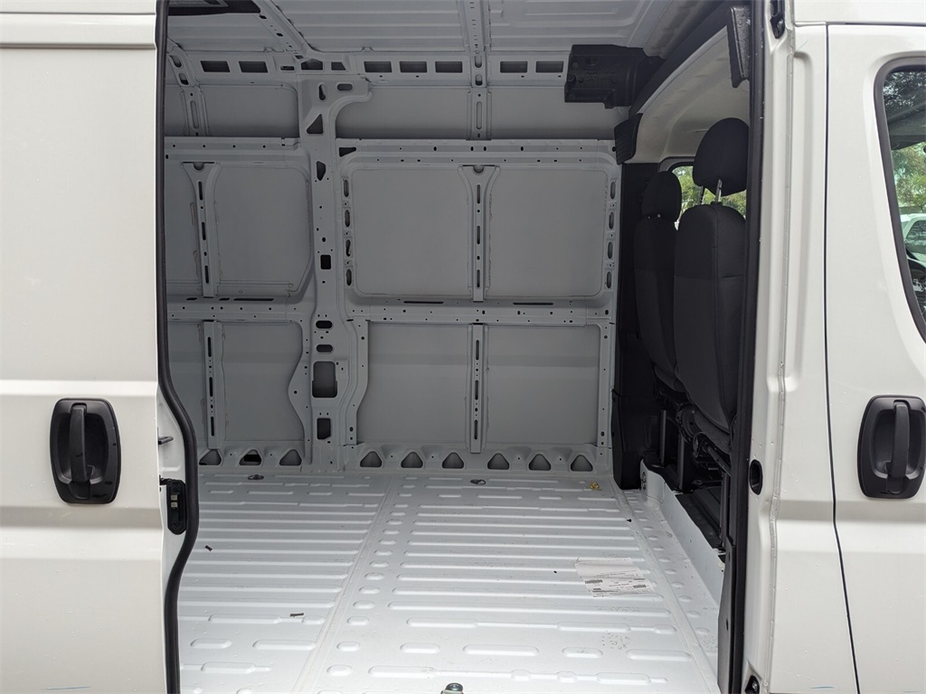 2024 Ram ProMaster 2500 High Roof 25