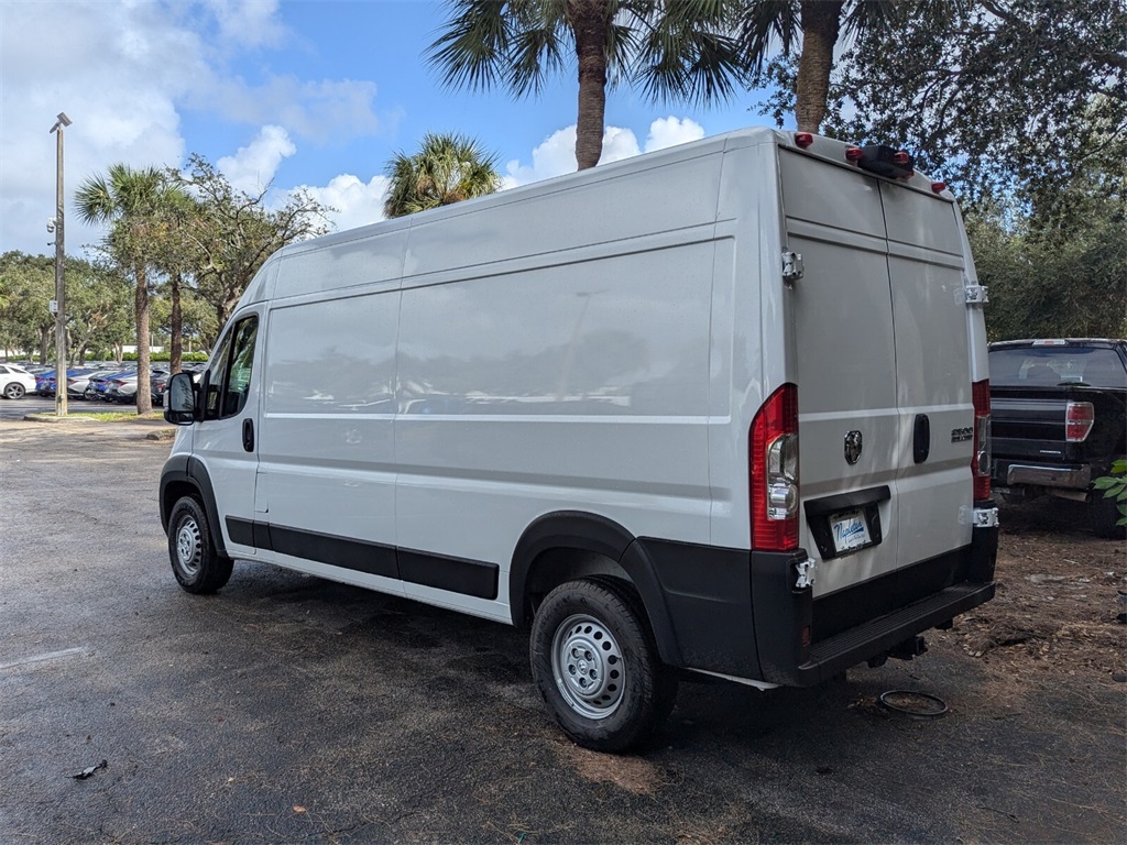 2024 Ram ProMaster 2500 High Roof 5