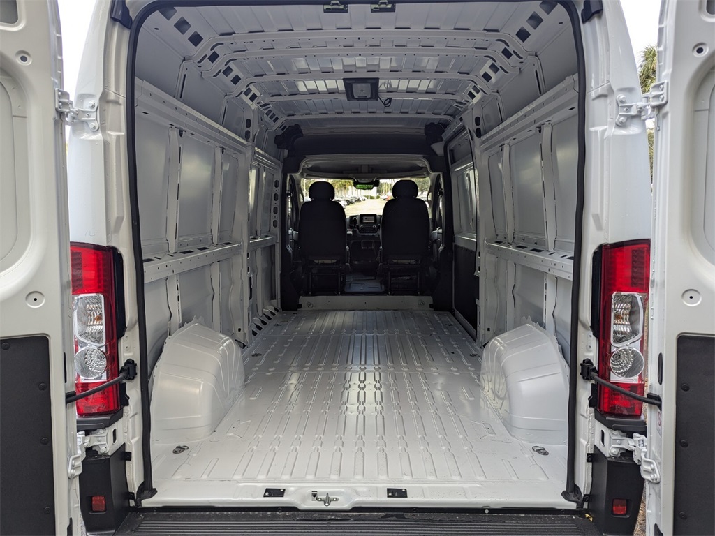 2024 Ram ProMaster 2500 High Roof 32