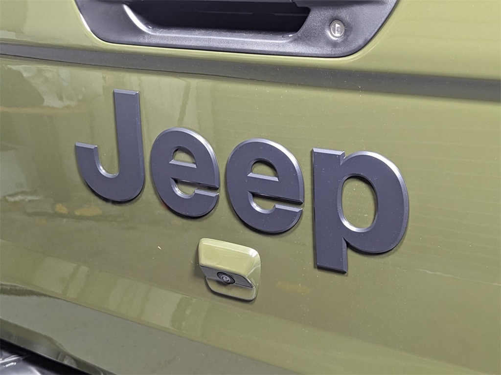 2024 Jeep Gladiator Sport 4