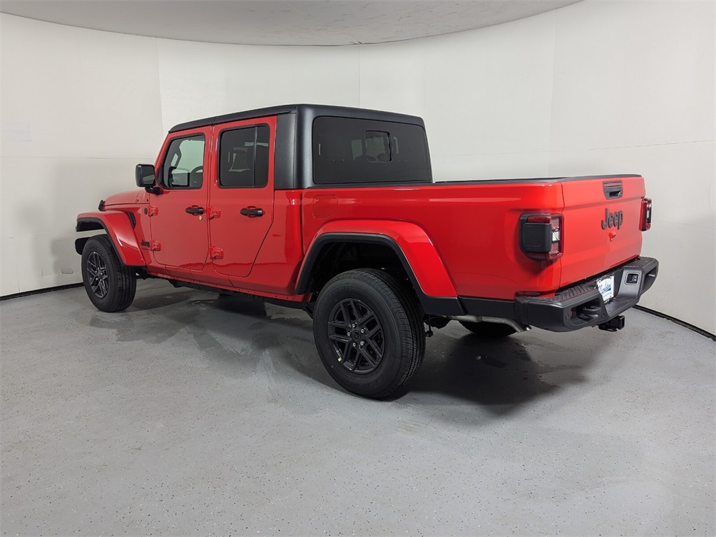 2024 Jeep Gladiator Sport 3