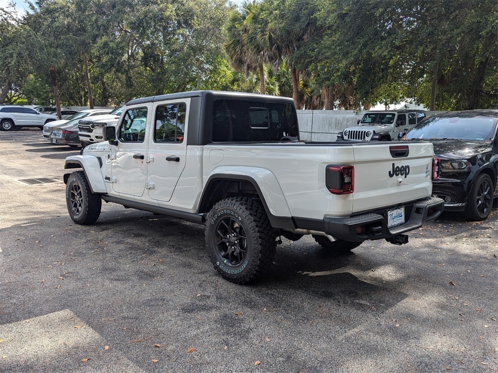 2024 Jeep Gladiator  5