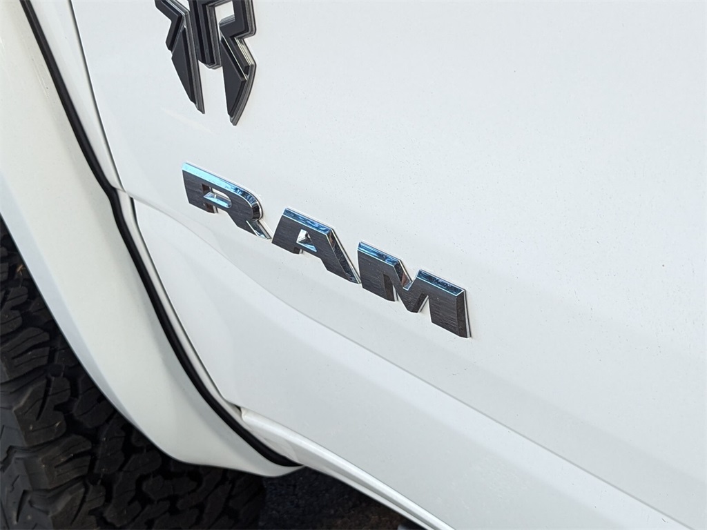 2024 Ram 1500 Laramie 25