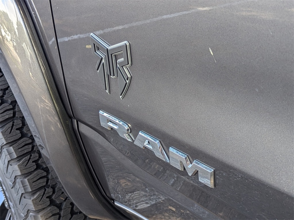 2024 Ram 1500 Laramie 25