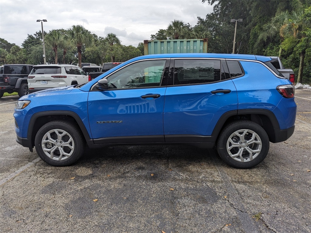 2024 Jeep Compass Sport 3