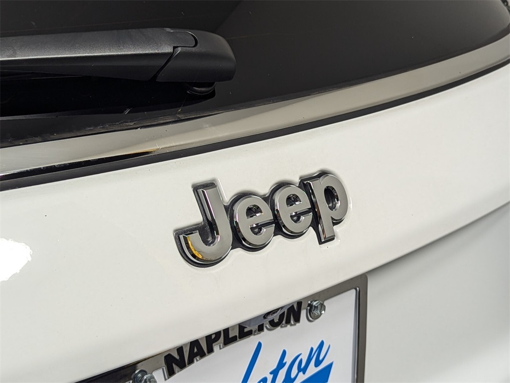 2024 Jeep Compass Latitude Lux 6