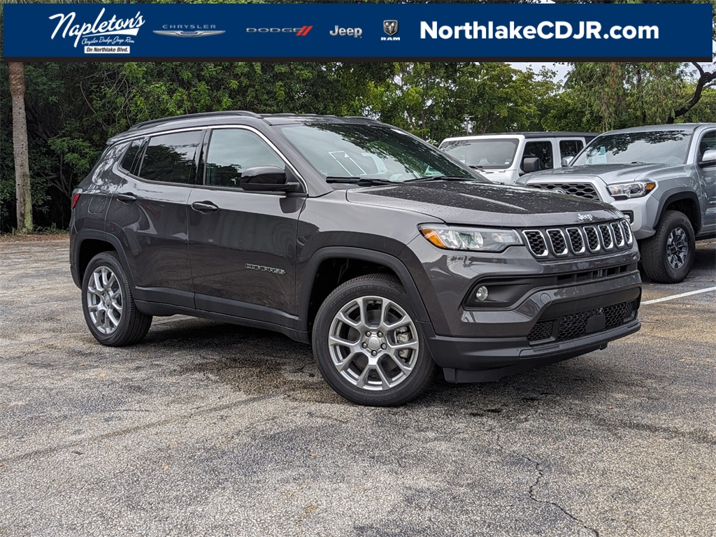 2024 Jeep Compass Latitude Lux 1