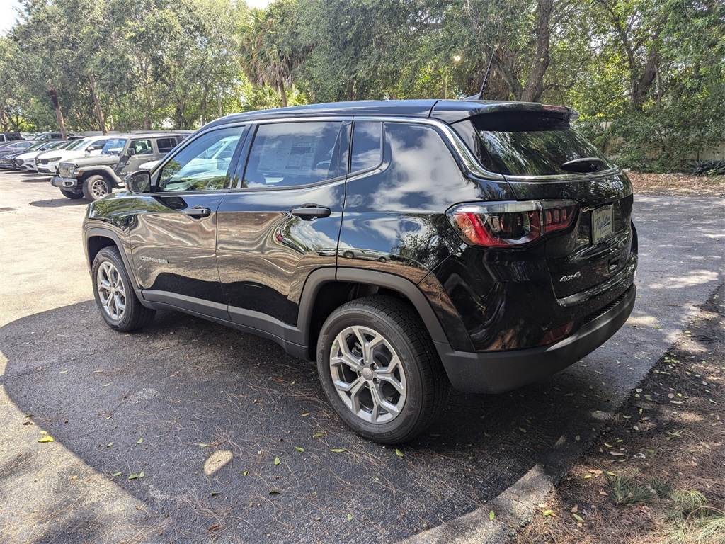 2024 Jeep Compass Sport 4