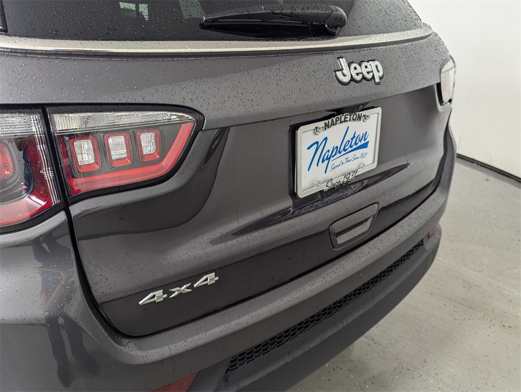 2024 Jeep Compass Sport 8