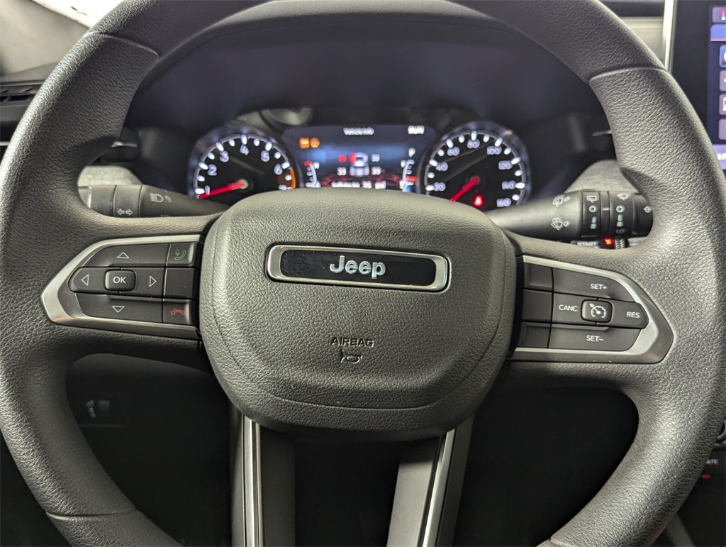 2024 Jeep Compass Sport 17