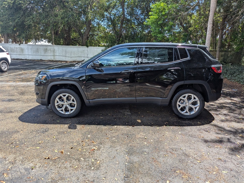 2024 Jeep Compass Sport 4