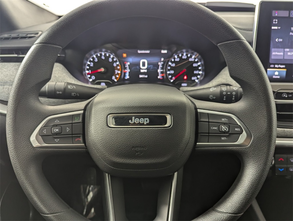 2024 Jeep Compass Sport 16